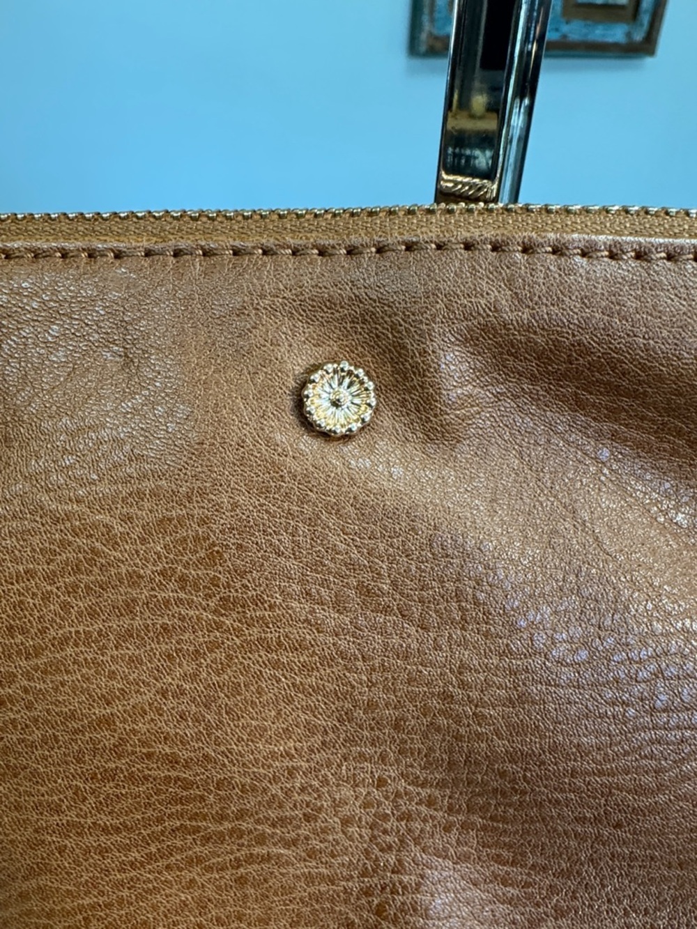 LC Lauren Conrad Brown Leather Crossbody - Picture 3 of 12
